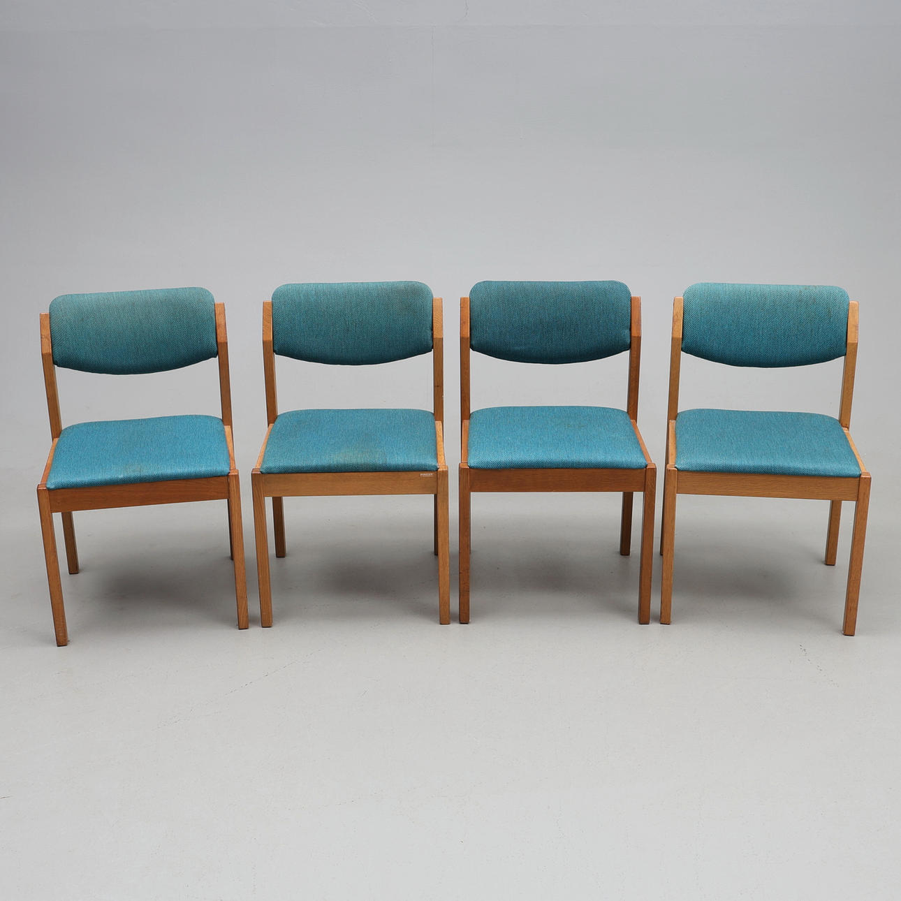 CHAIRS. 4 pcs, Oak, Facit, Sweden.