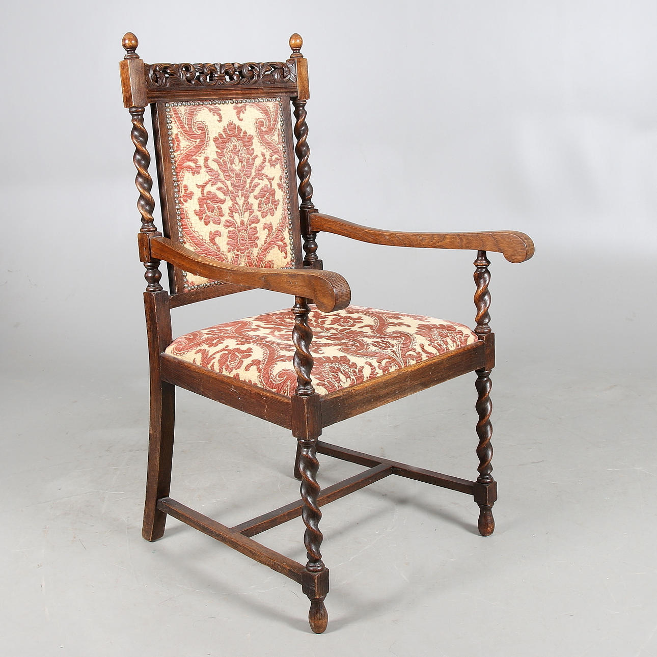 KARMSTOL, jugend. 1900-talets början.