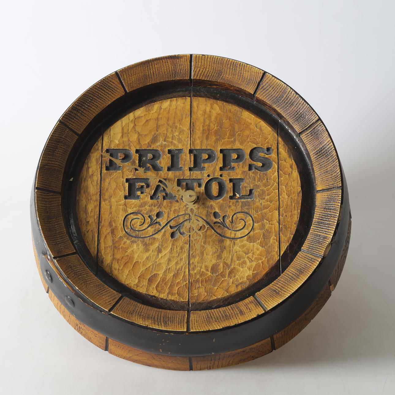 WALL CLOCK, plastic, Pripps fatöl, 20th century.