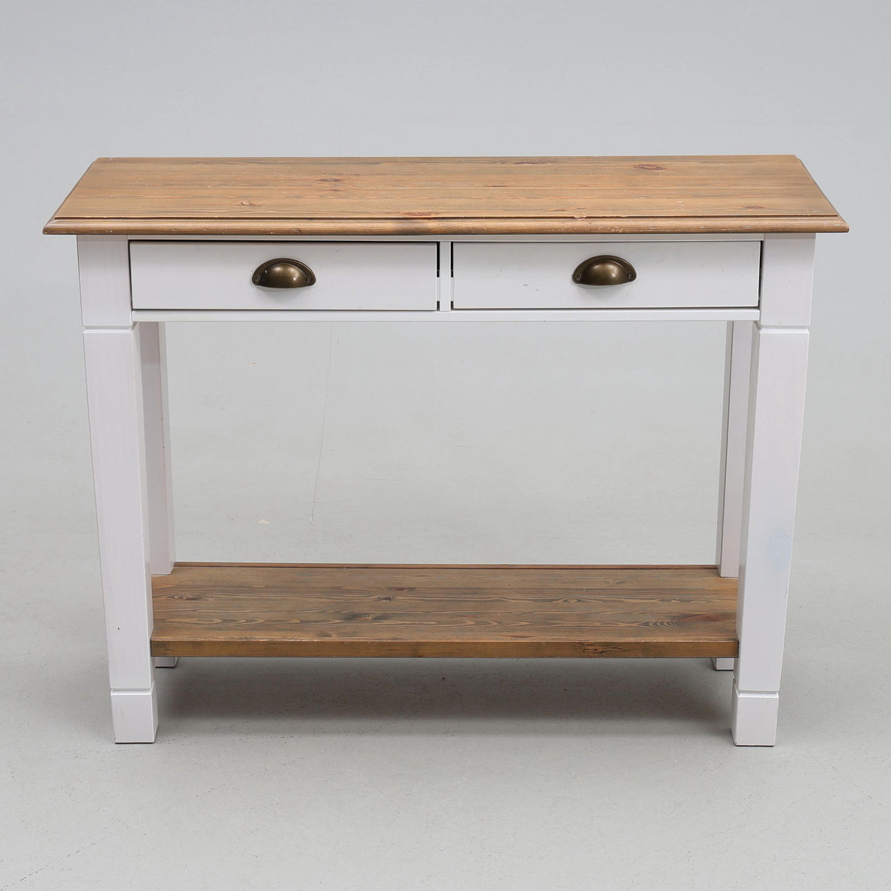 SIDE TABLE, white painted wood, Jysk, contemporary. Furniture - Tables