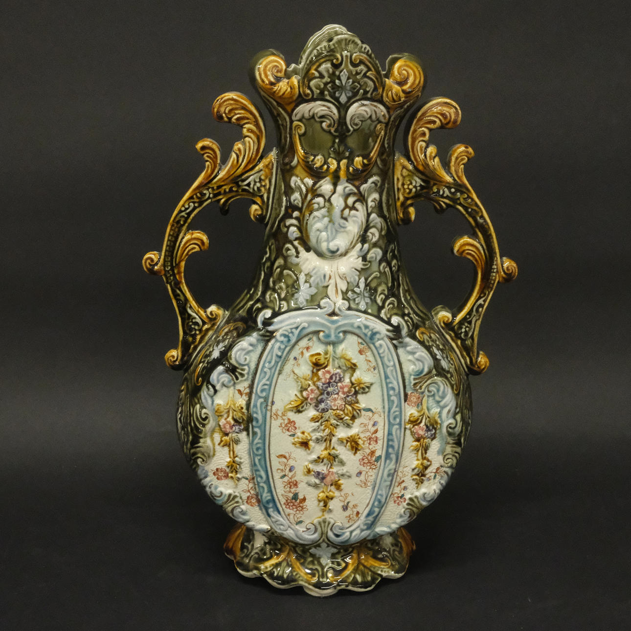 HANDLED VASE, MAJOLICA.
