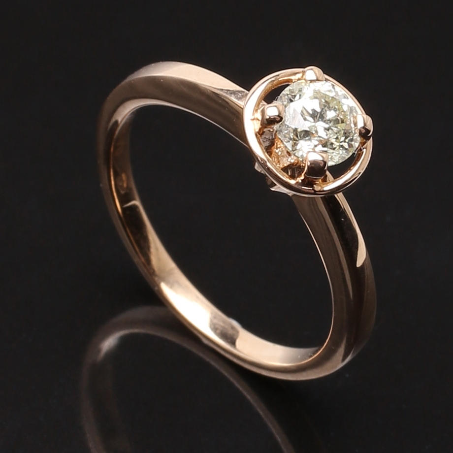 SOLITÄRRING i 14 K roséguld med diamant 0,50 ct.