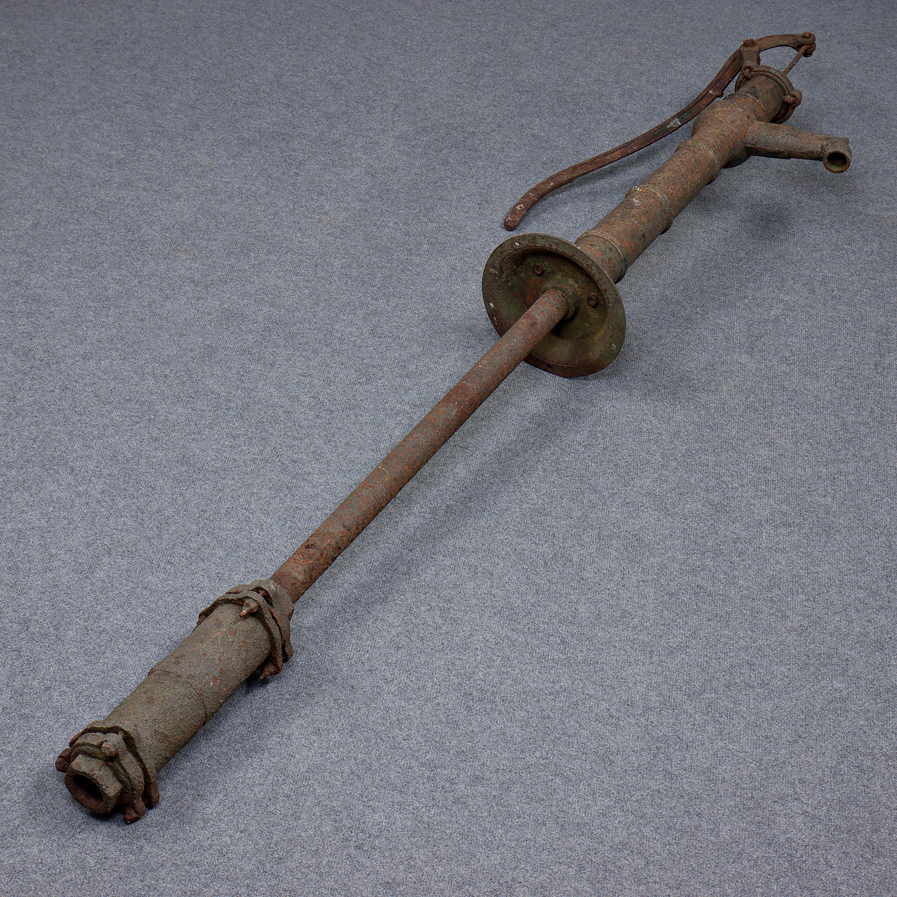 VATTENPUMP, GJUTJÄRN, TIDIGT 1900-TAL.