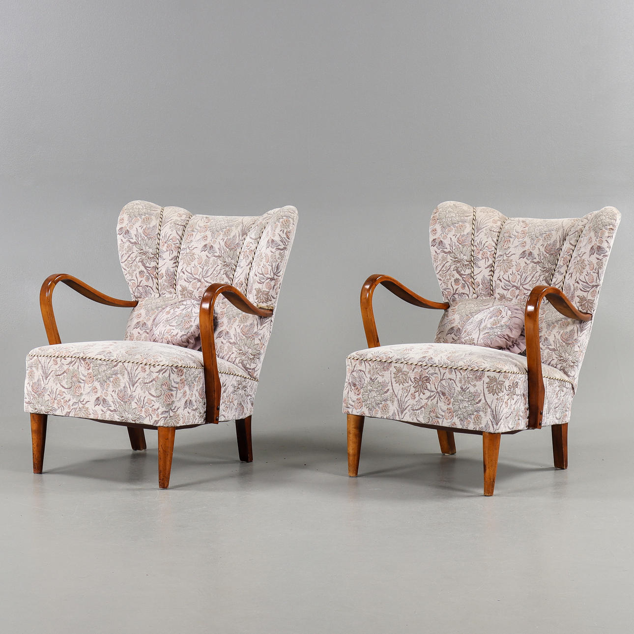 FÅTÖLJER 1 par, 1940-tal.