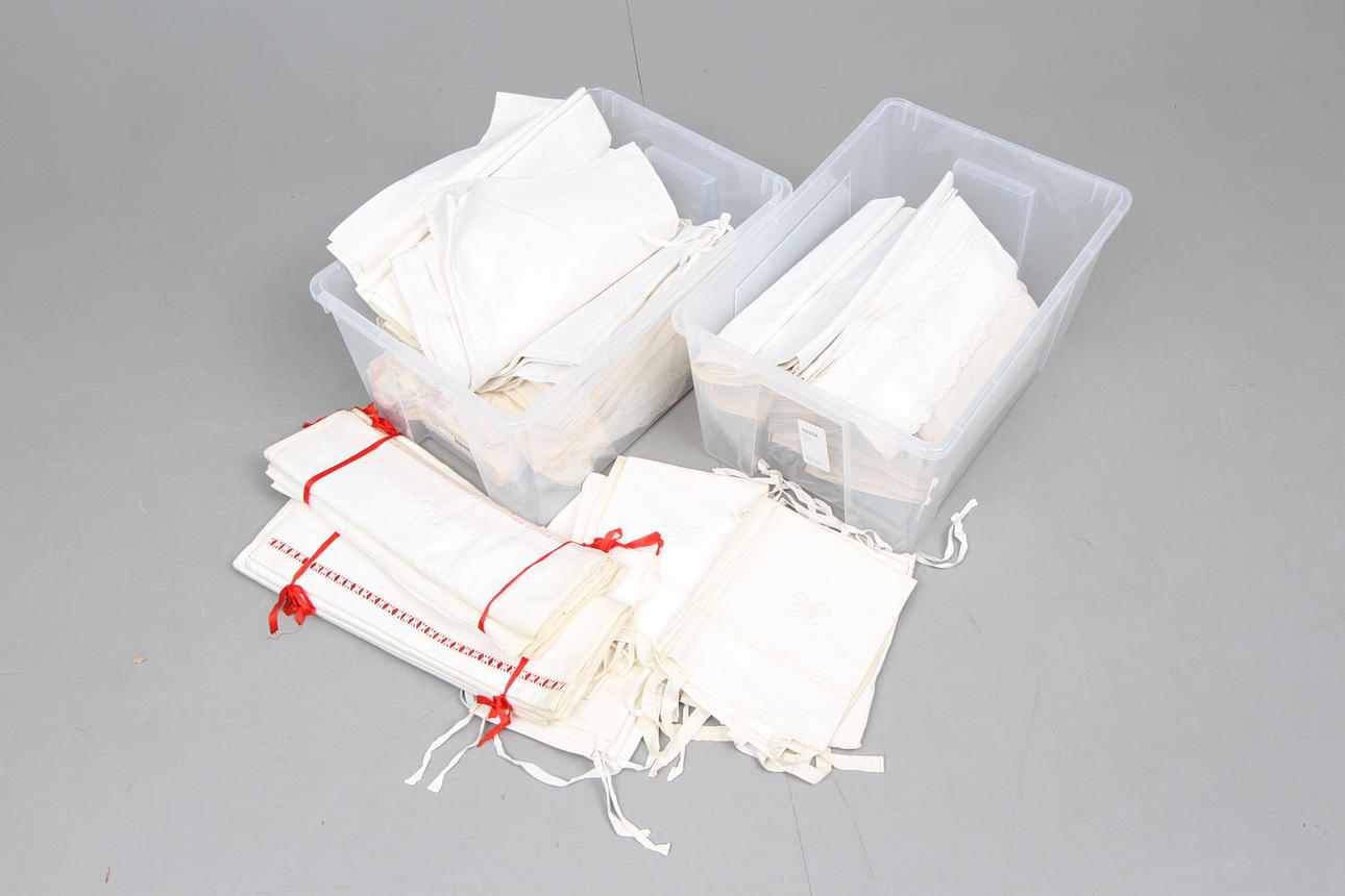 DUKAR, ÖRNGÖTT, LAKAN, 1900-tal.