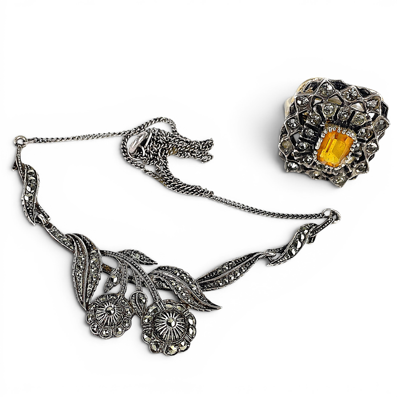 COLLIER & RING, 2 st. Sterlingsilver/silver, med markasiter och stenar.