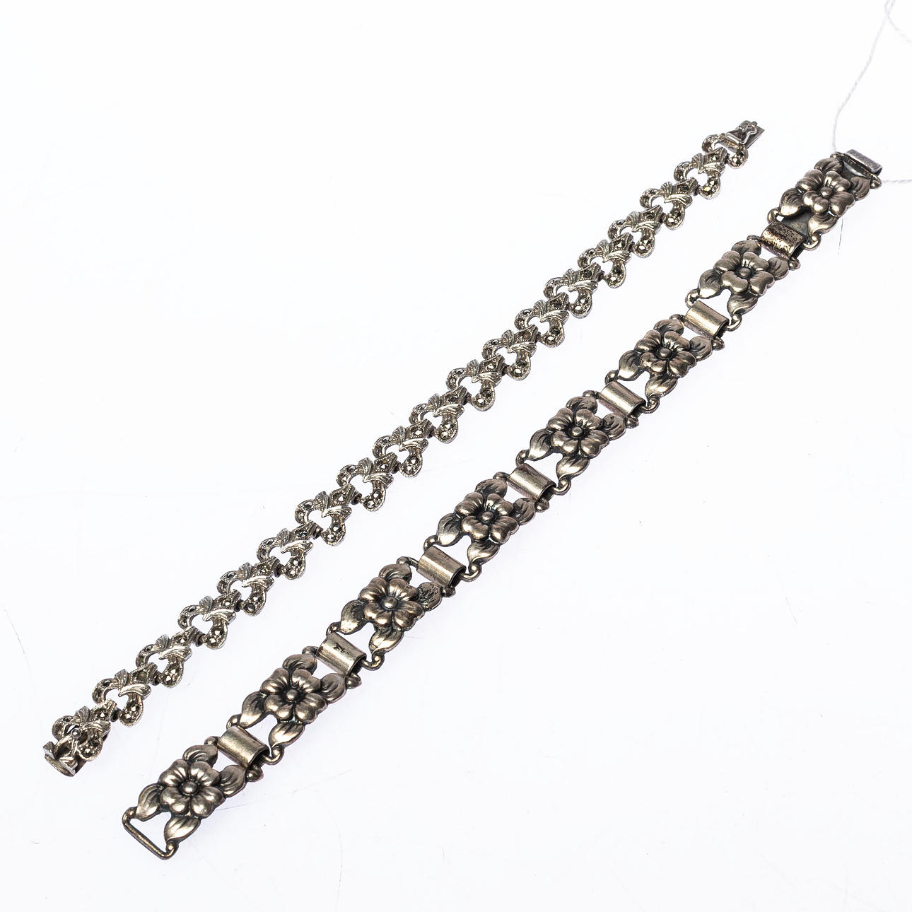 SILVERARMBAND, 2st med bl.a markasiter.