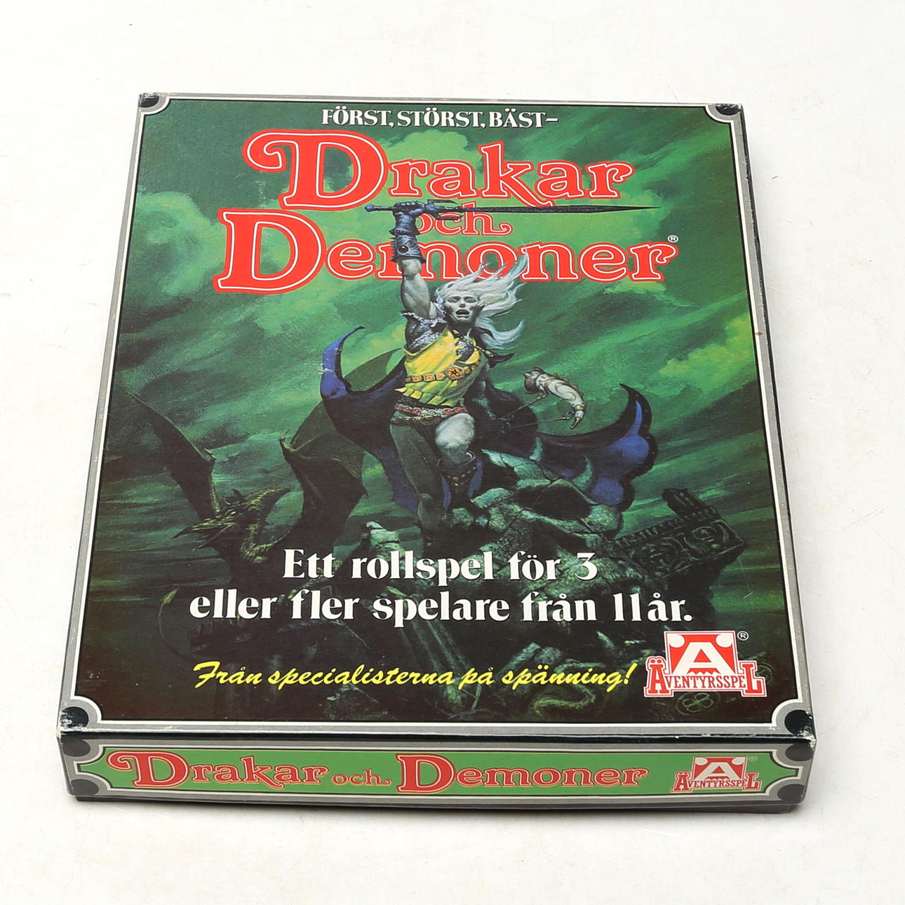 ROLE-PLAYING GAME "Drakar och Demoner".