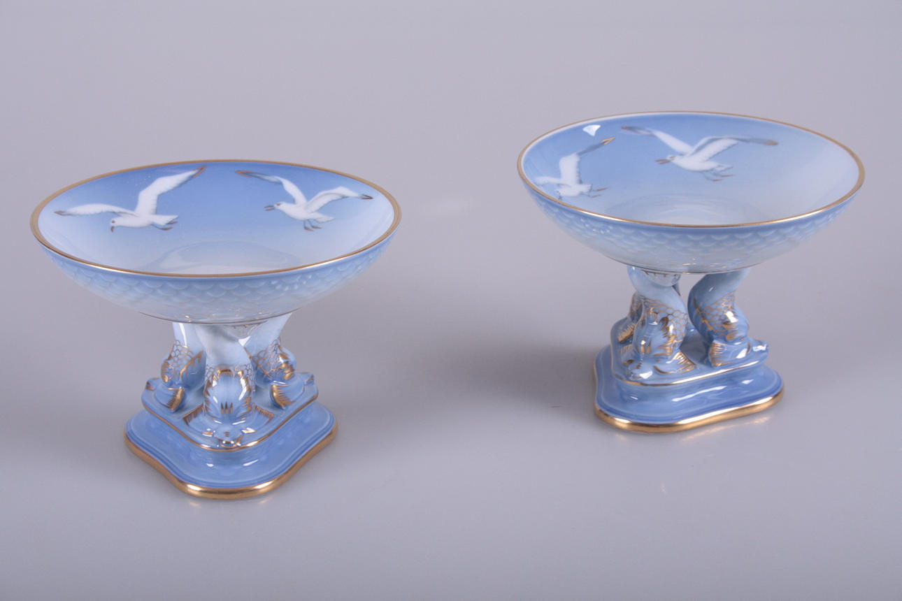 SKÅL PÅ FOT, 2 st, Blå Måsen, Bing & Gröndahl, Danmark.