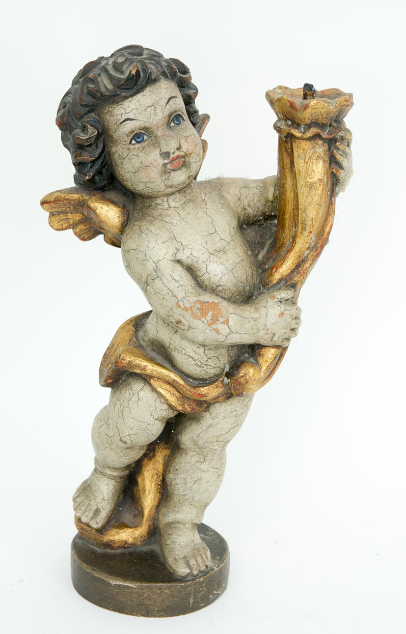 LJUSSTAKE ”Putto” i barockstil, trä, 1900-tal.