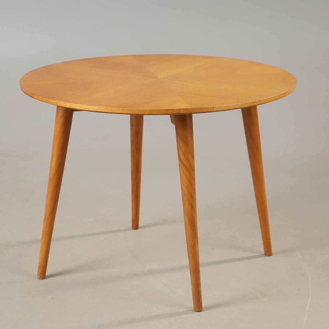 COFFEE TABLE, elm, Swedish Modern, 1940s.