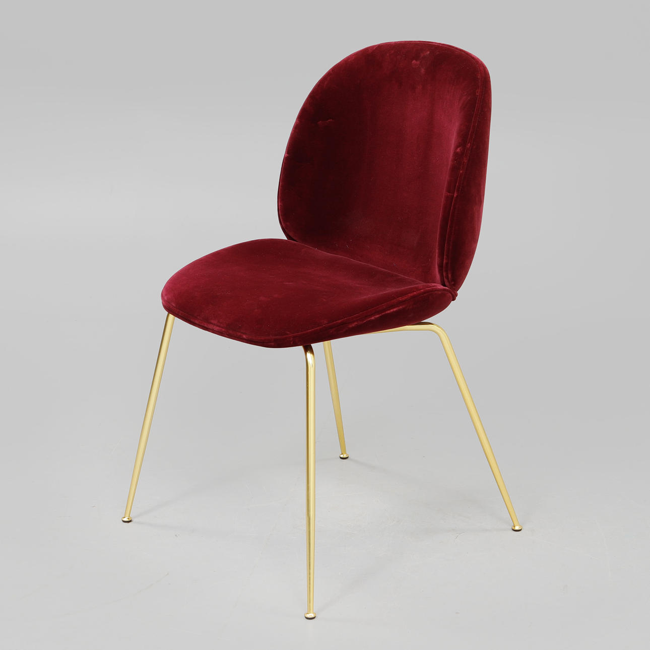 STOL, "Beetle", GamFratesi Studio för Gubi.
