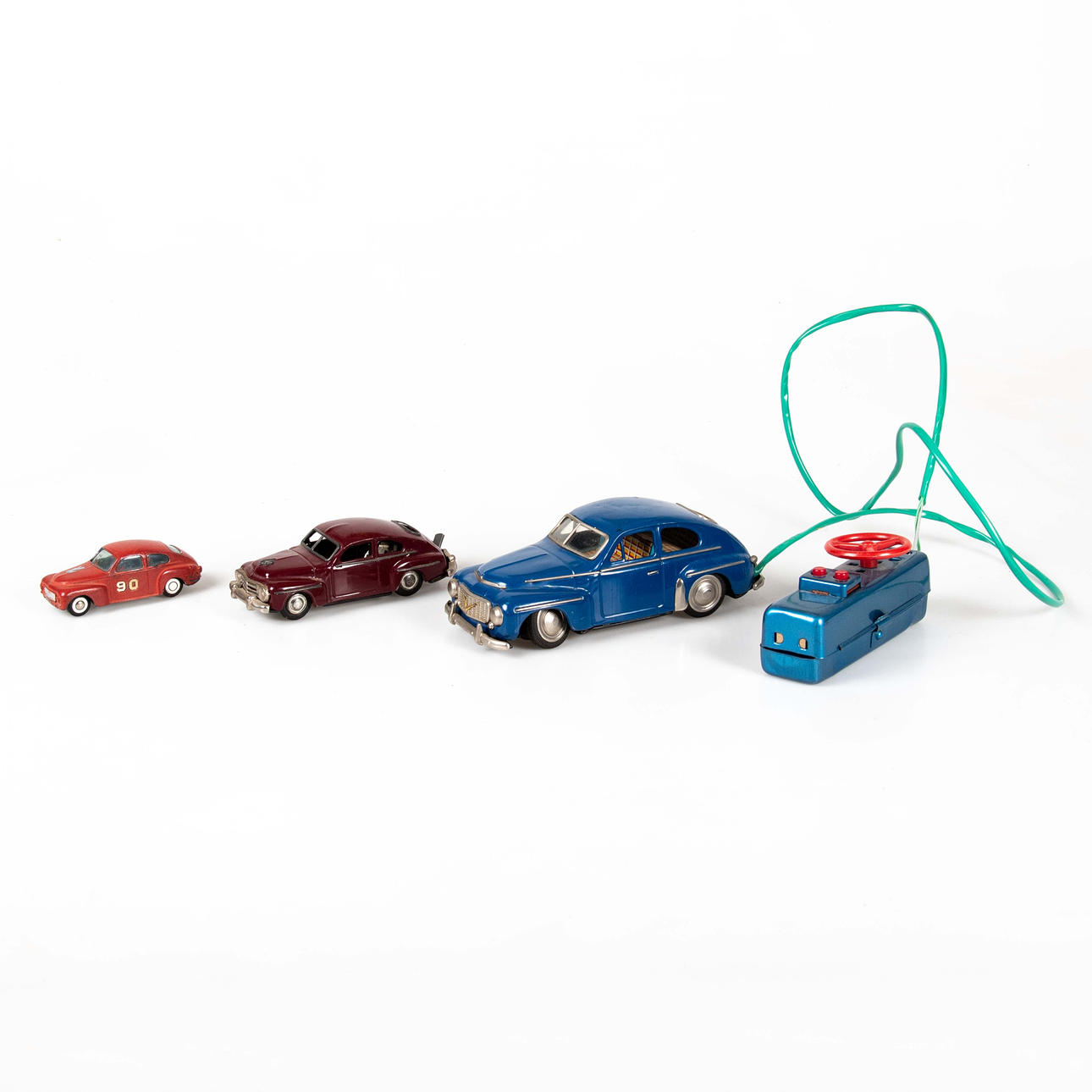 VOLVO PV, 3 st, Tekno samt 2 st plåt.