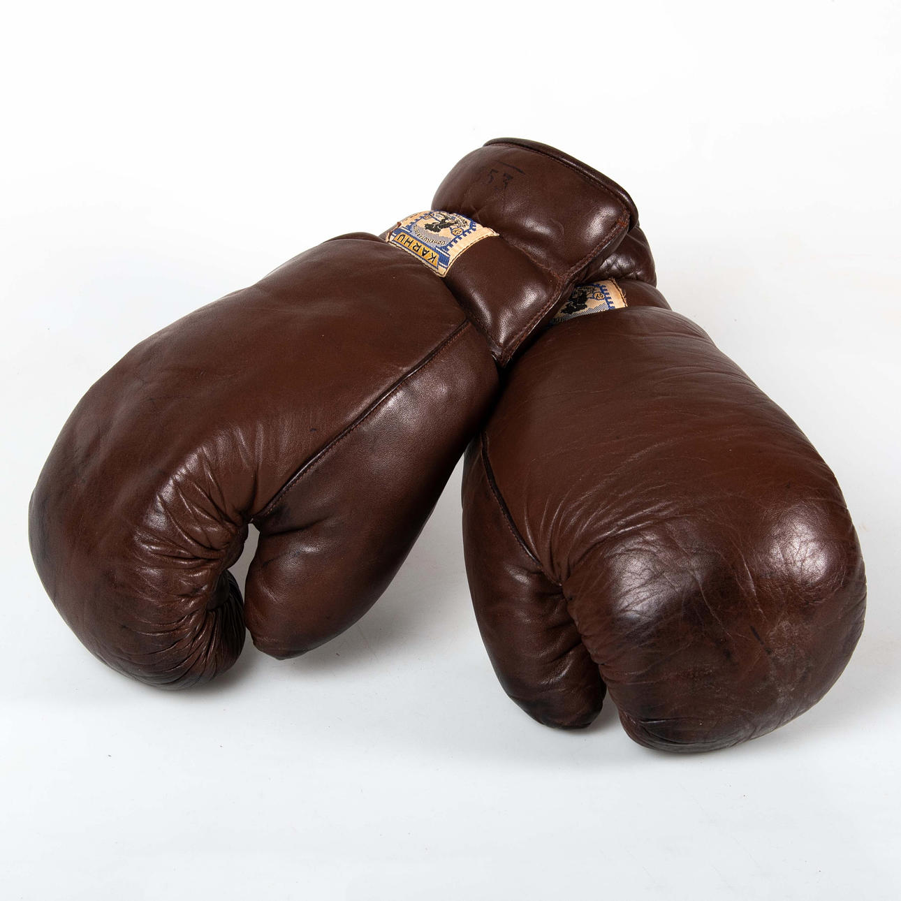 BOXHANDSKAR, omkring 1900-talets mitt.