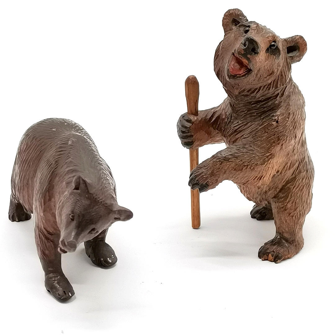 2 x CARVED BLACK FOREST BEARS.