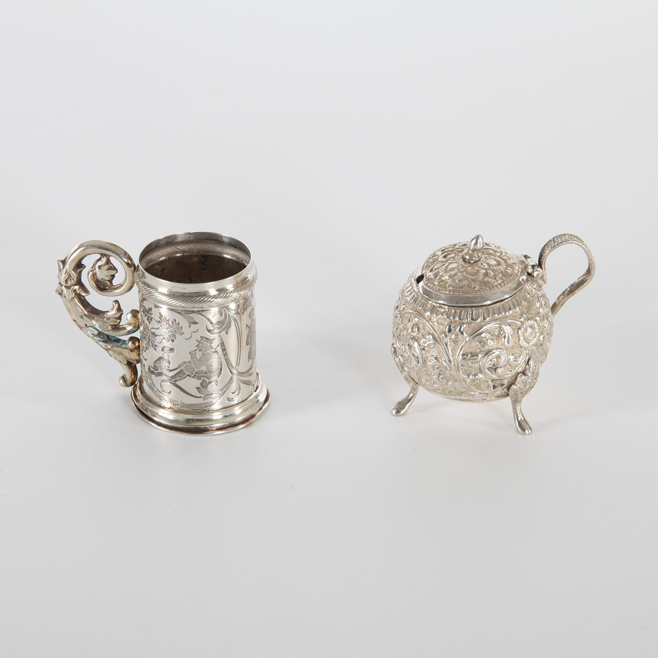 MINIATURE SILVER OBJECTS, 2 pieces, likely Russia, 19th century.