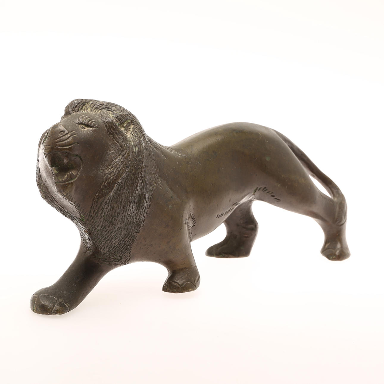 FIGURIN, brons, "lejon", 1900-tal, Asien.