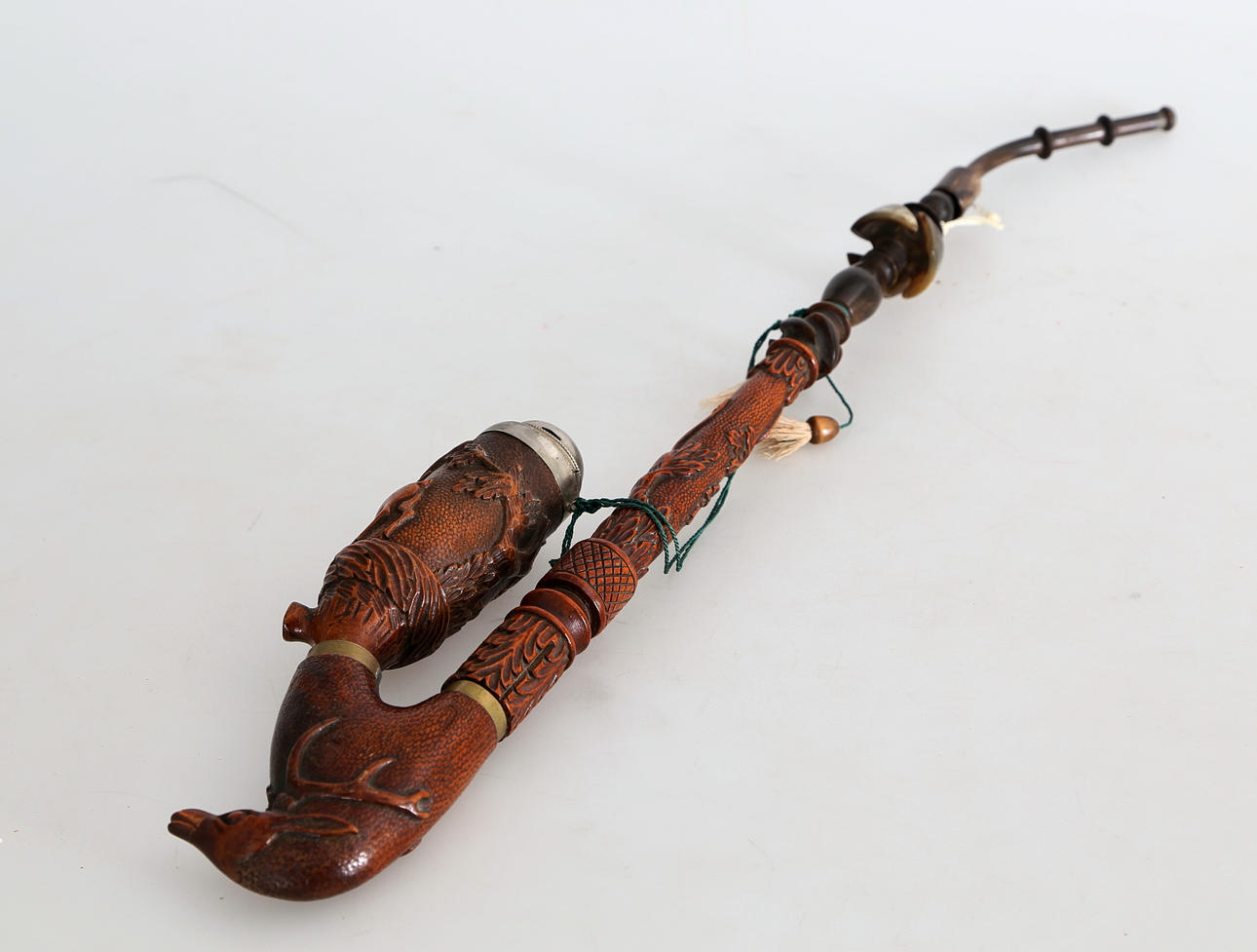 PIPA, snidat trä,1900-tal.