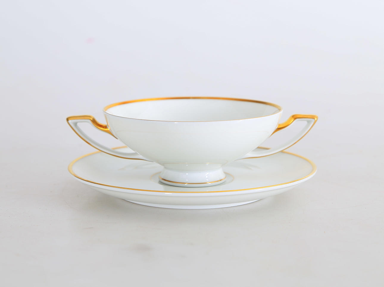 BULJONGKOPPAR samt FAT, 17 delar, porslin, Heinrich, Bavaria, Tyskland, 1900-tal.