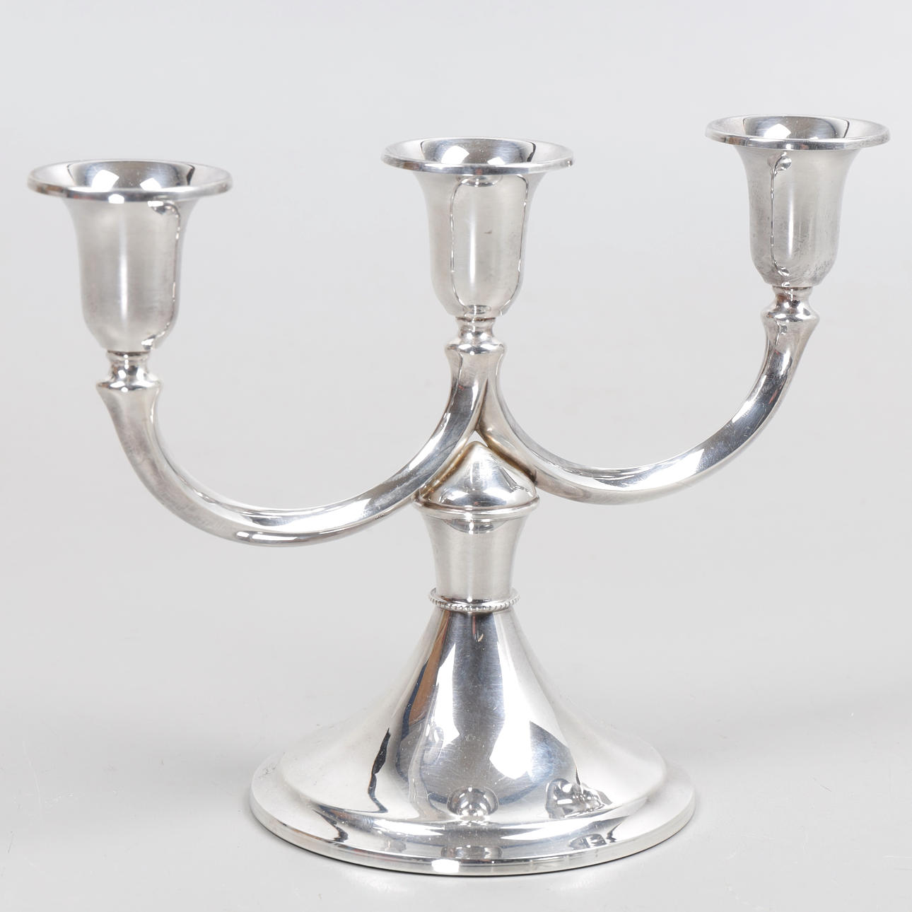 LJUSSTAKE, silver, 1943, totalvikt 305 gram.