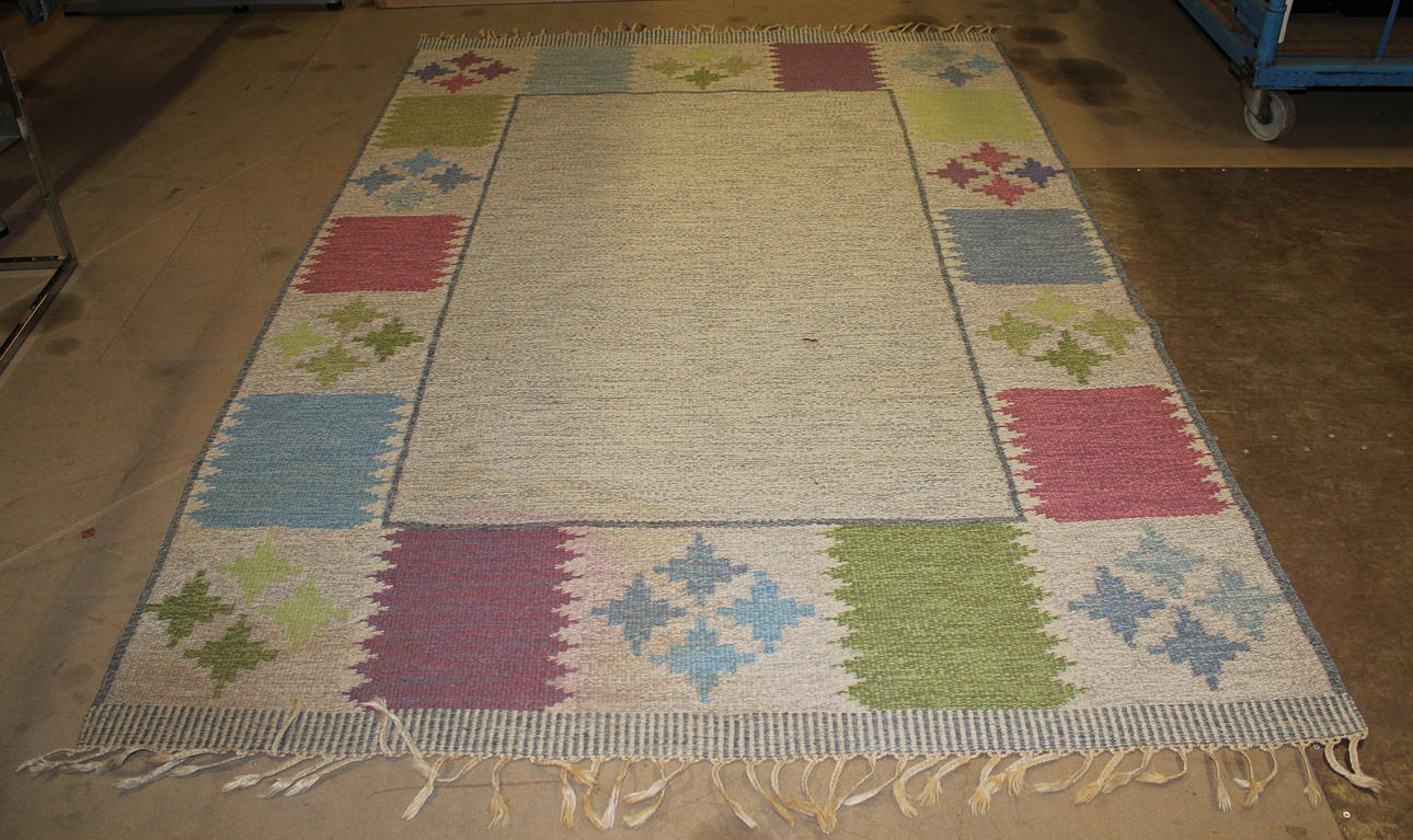 RÖLAKANSMATTA. Signerad.