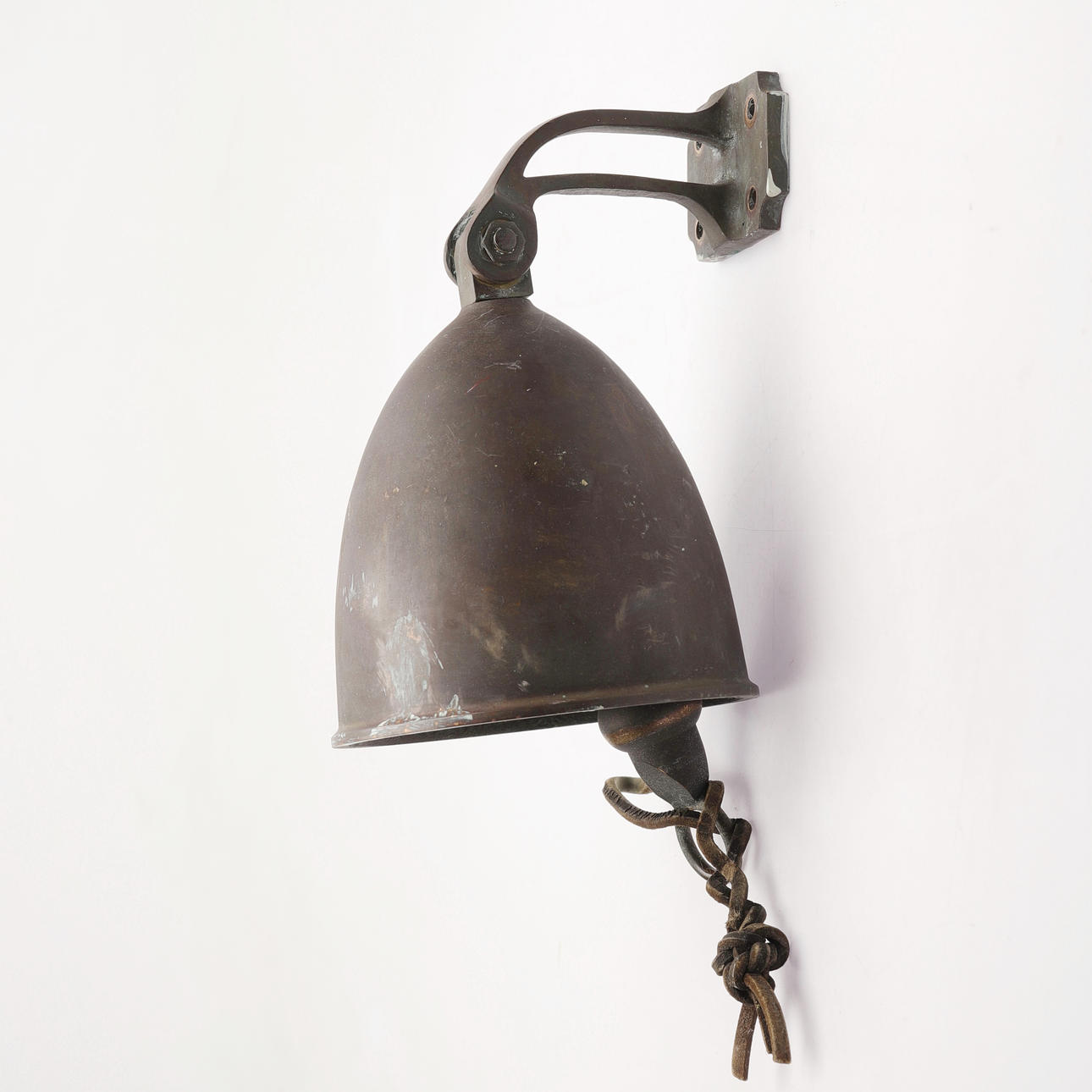 VÄLLINGKLOCKA, brons, 18/1900.