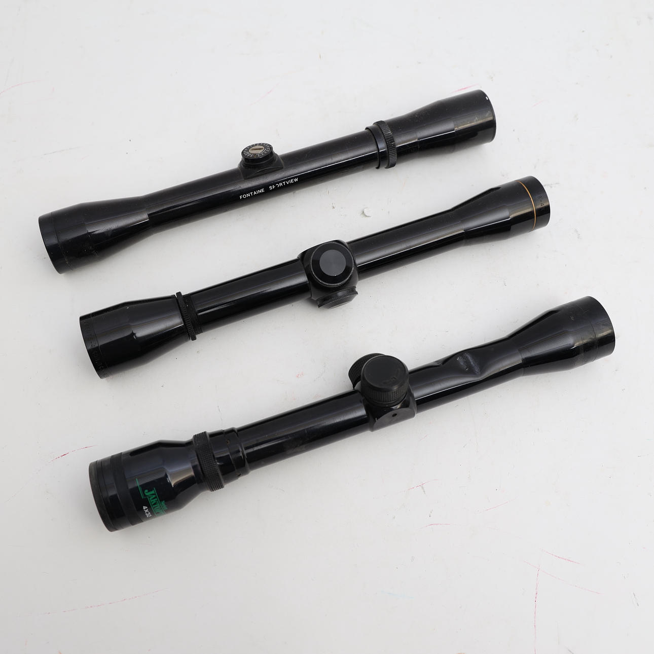 RIFLE SCOPES, 3 pcs, including Leupold. Weapons & Militaria - Other ...