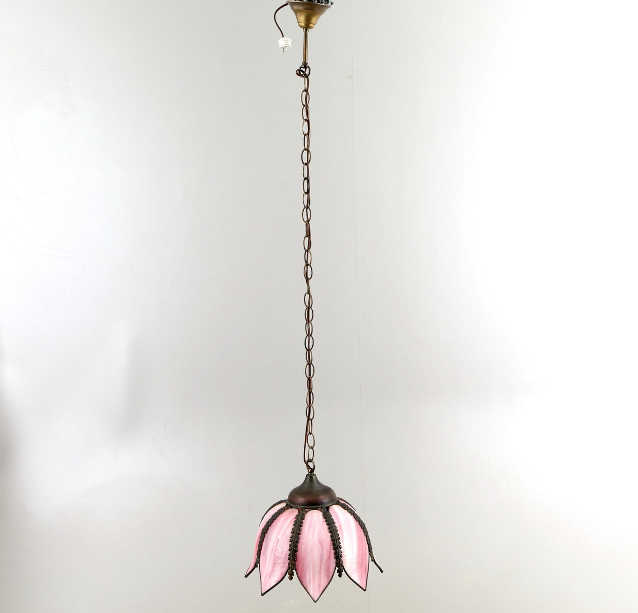 TAKLAMPA, Tiiffanymodell, 1900-tal.