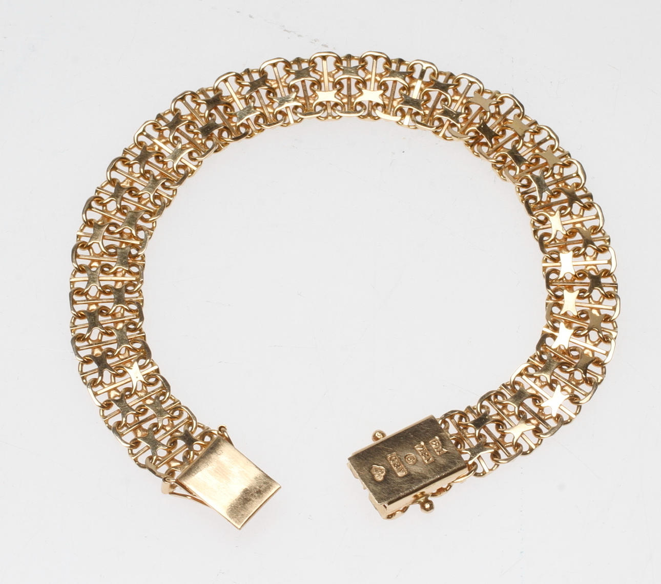 ARMBAND, "X-länk", guld, 18k, ABD, Falköping 1970, vikt ca. 15,6 gram.