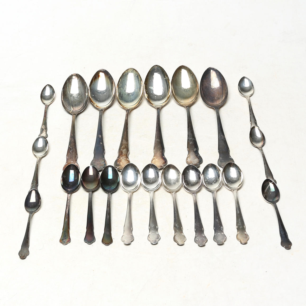 SKEDAR, totalt 21 st, silver.