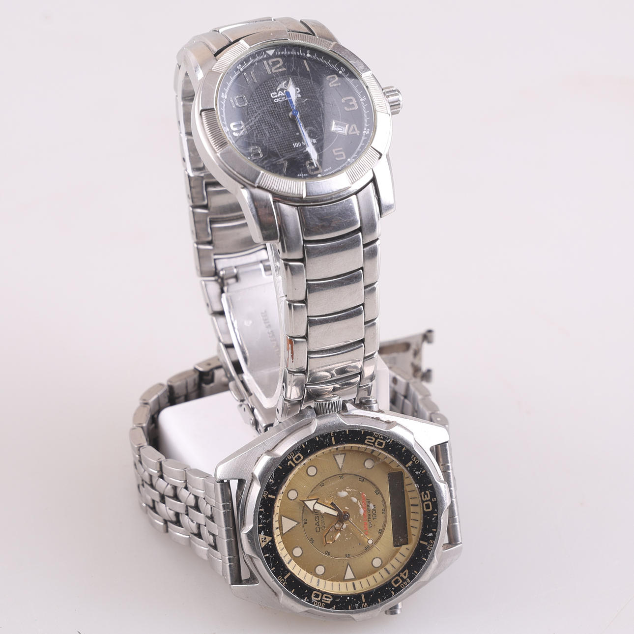 ARMBANDSUR, 2 stycken, Casio.