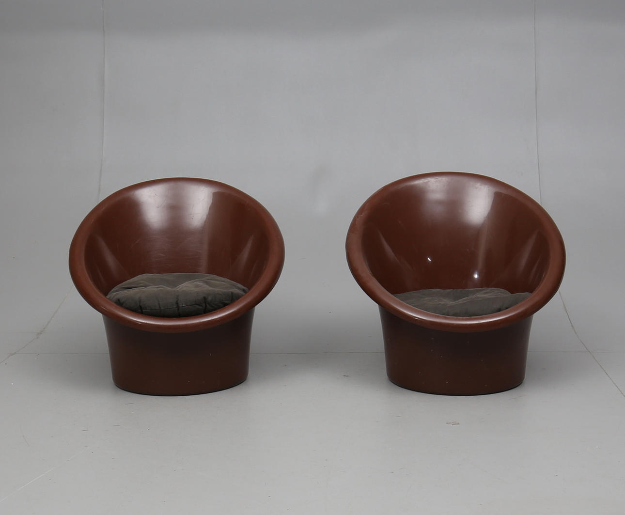 FÅTÖLJER, 1 par, "Skopan", Olle Gjerlöv-Knudsen och Torben Lind för IKEA.