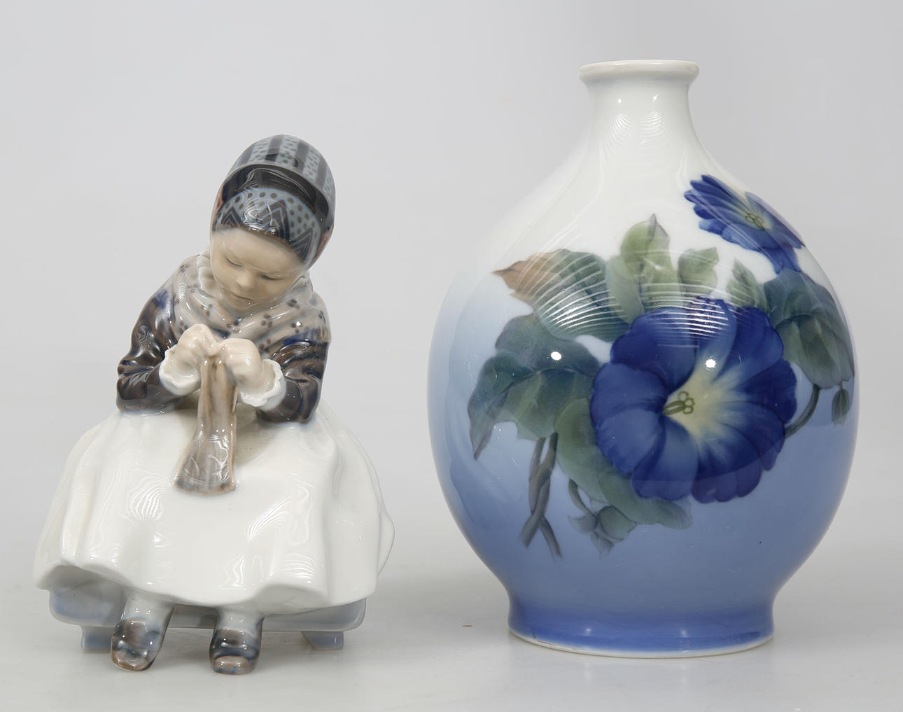 FIGURIN OCH VAS, porslin, Kunglig Dansk.