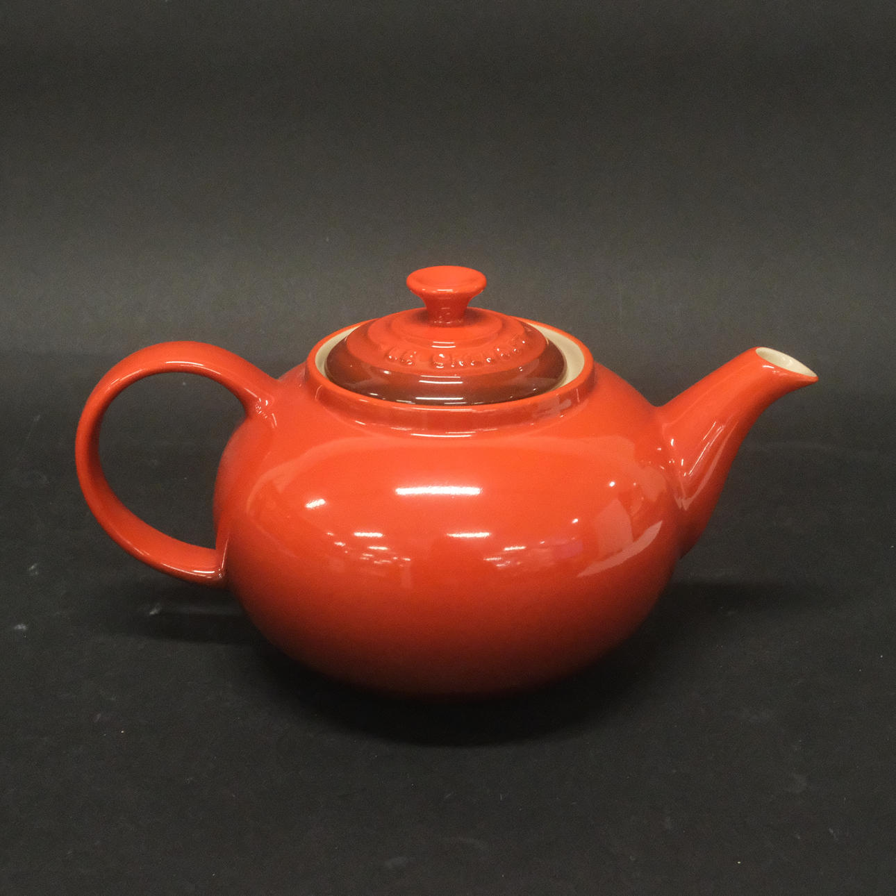 TEKANNA, LE CREUSET.