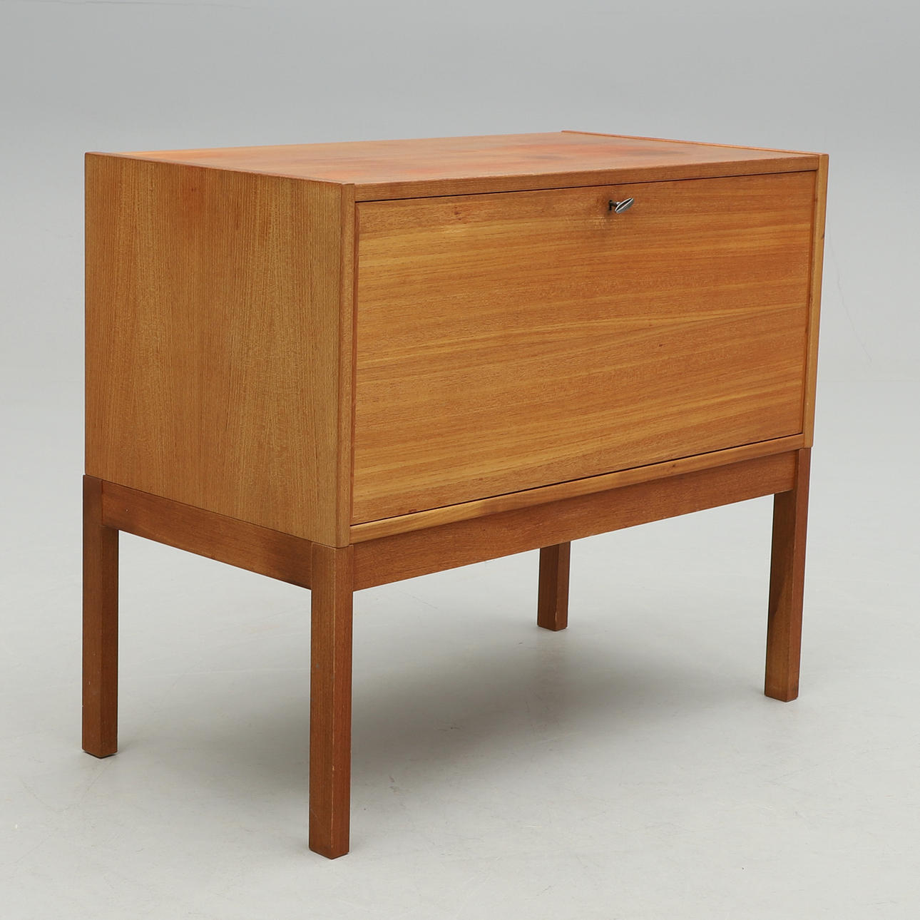 BARSKÅP, teakfaner, 1960-tal.