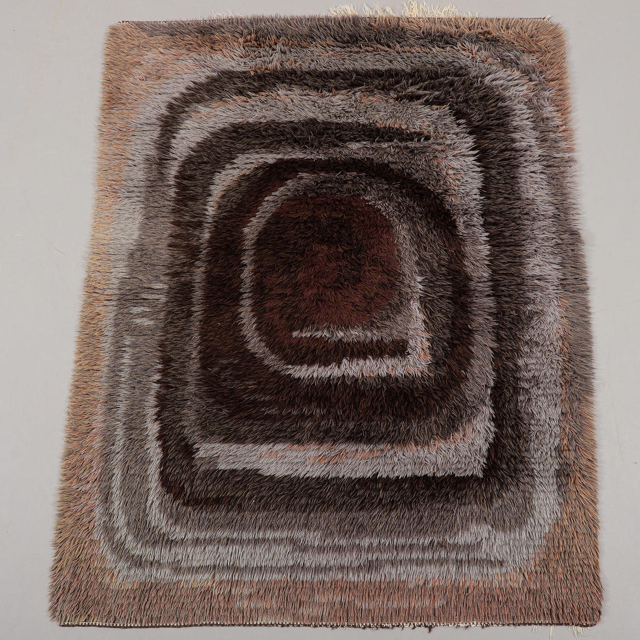 RYAMATTA, 151 x 116 cm.