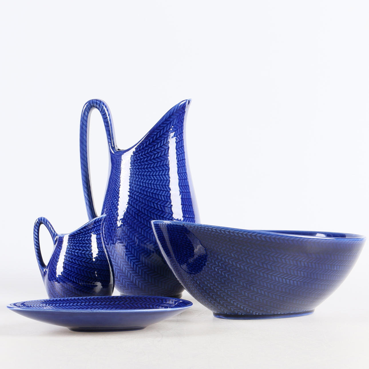 SERVISDELAR, 4 st. Porslin, "Blå eld", Herta Bengtsson, Rörstrand.