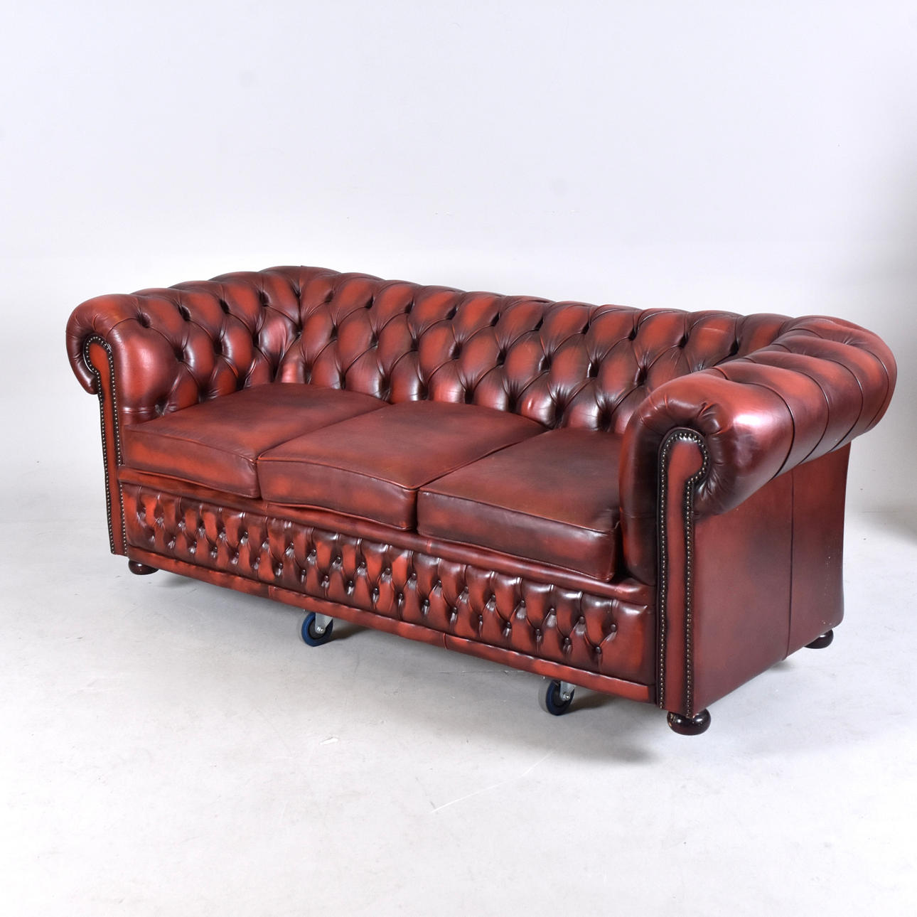 SOFFA, Chesterfield modell, 1900-tal.