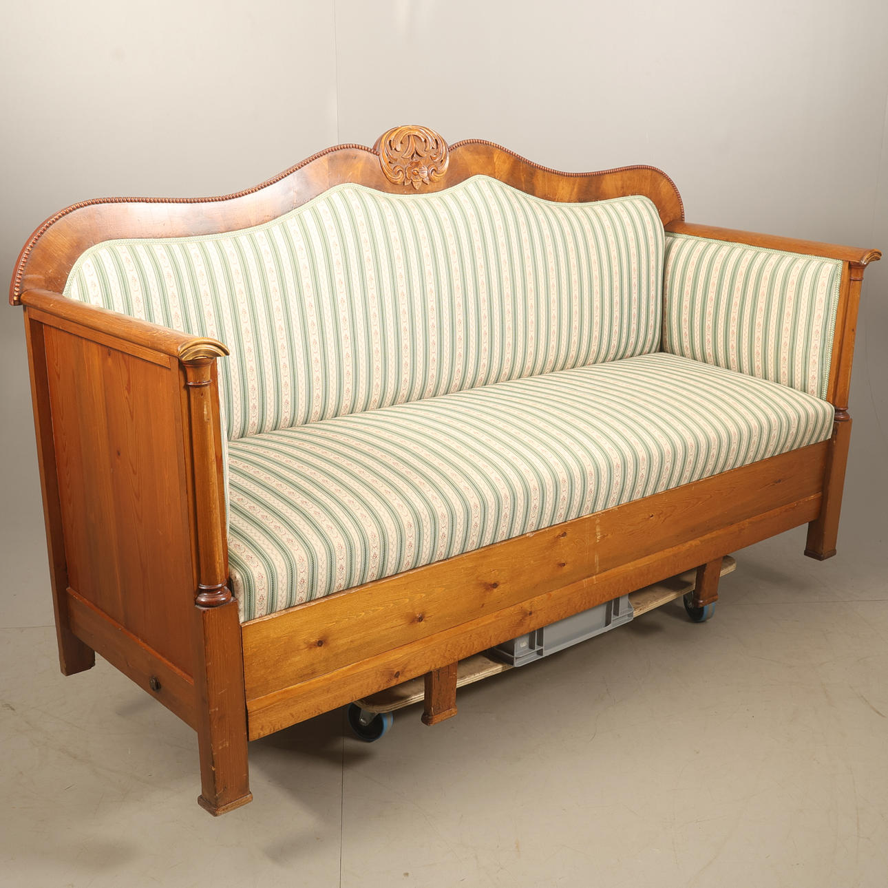 SOFFA, Karl Johan stil, 18/1900-tal.