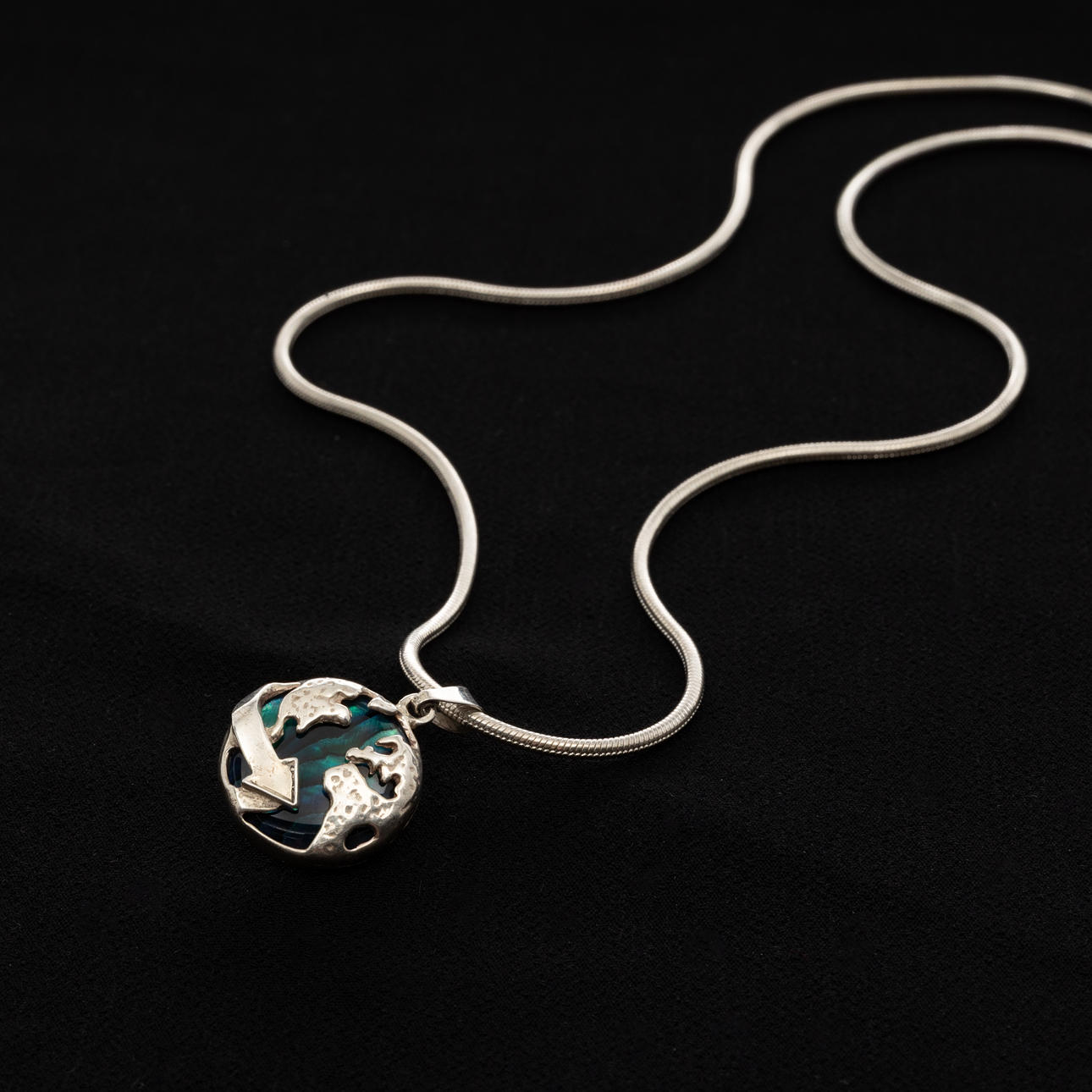 COLLIER, Sterlingsilver, Eyris pärla.