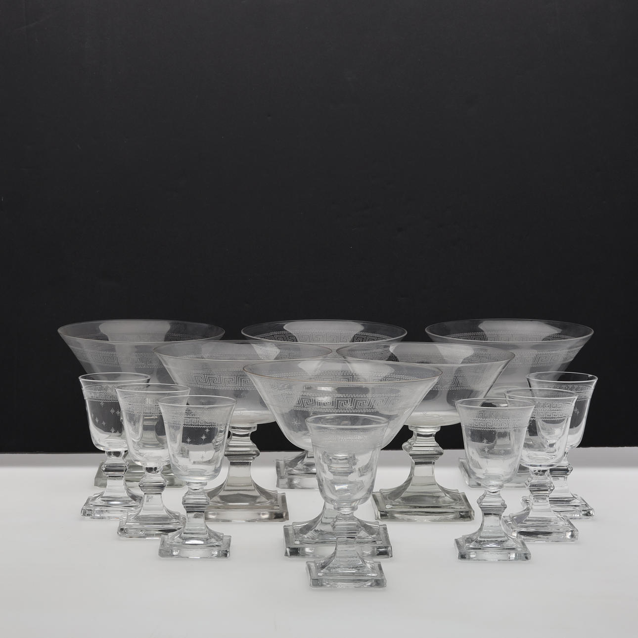 GLAS 13 st "queen" Pukeberg.