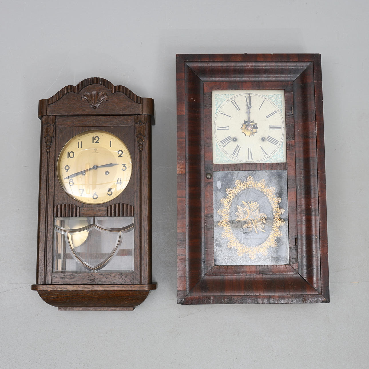 VÄGGUR 2 st, Junghans och Waterbury Clock co.