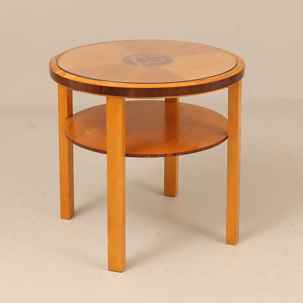 RÖKBORD, trä, 1930-tal.