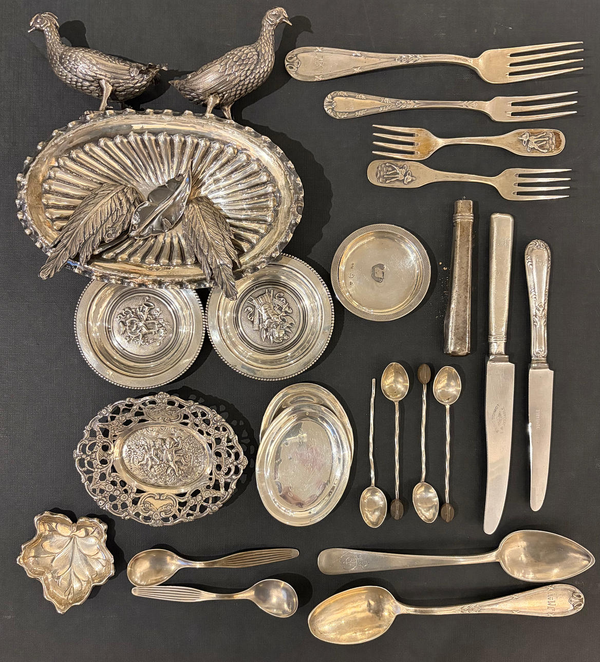 Various silver objects, 20th Century. Silver & Metals - Silver - Auctionet