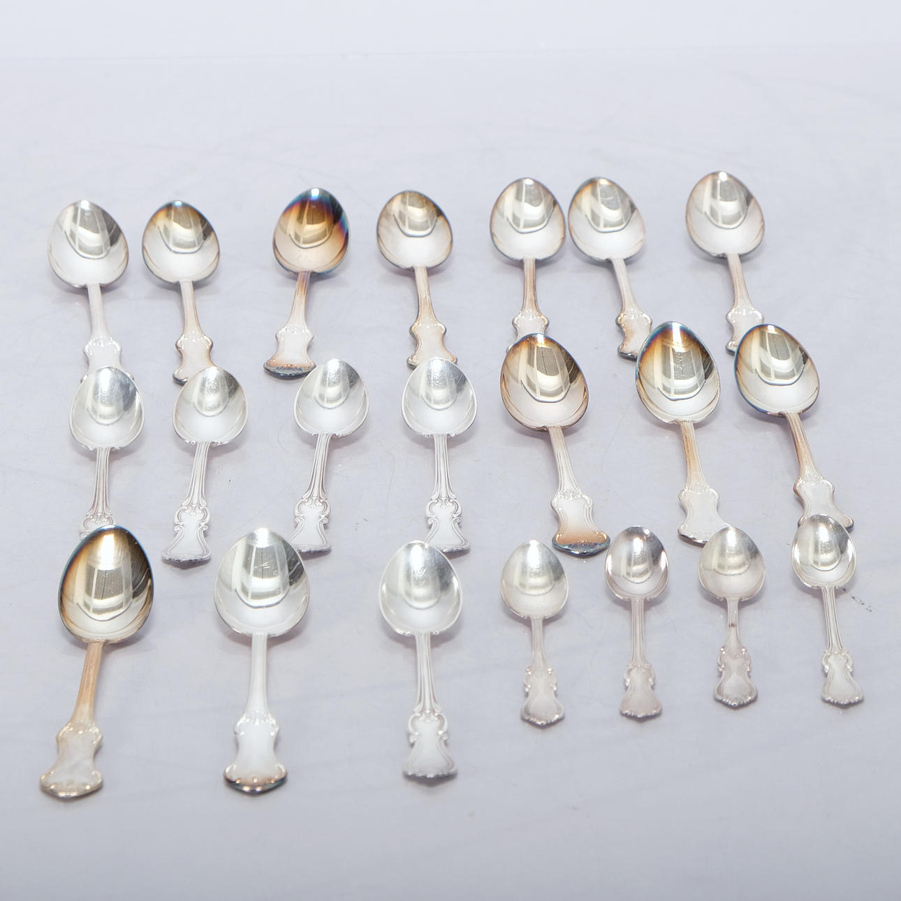 Silverskedar Olga, 21 st (554g).