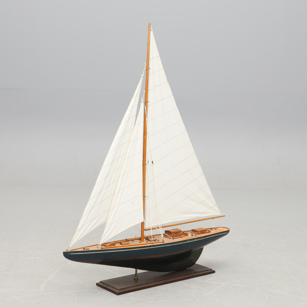 MODELLBÅT, 1900-tal.