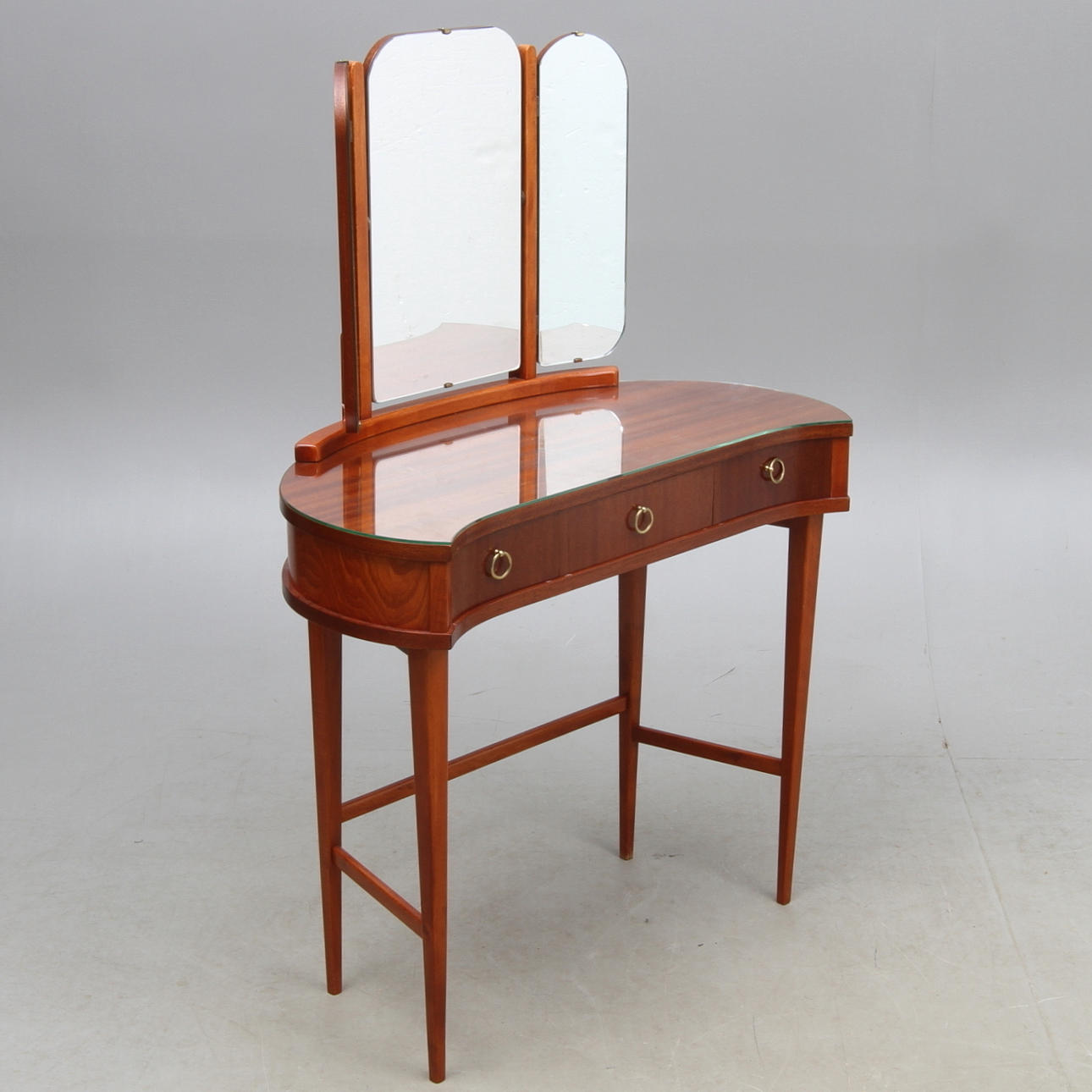 SMINKBORD, 1940/50-tal.