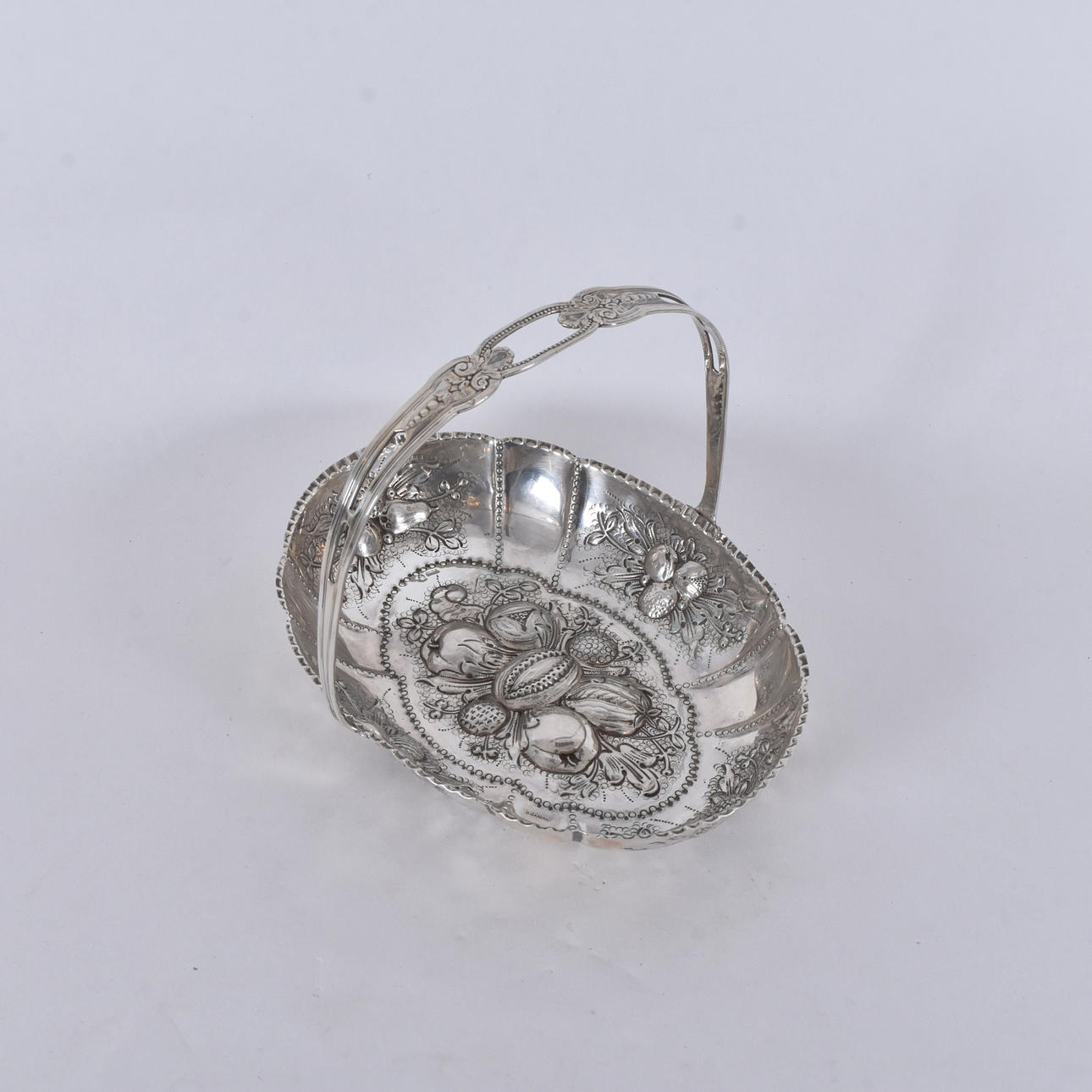 KONFEKTKORG, 916/1000 silver.