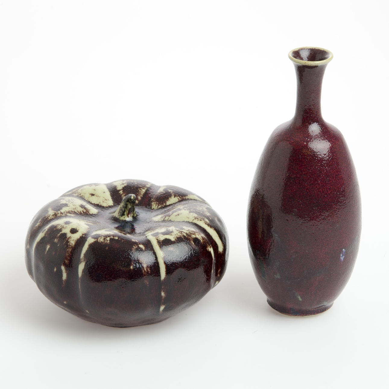 VAS SAMT PUMPA, keramik, Ove Thornblad, Väsby/Höganäs.