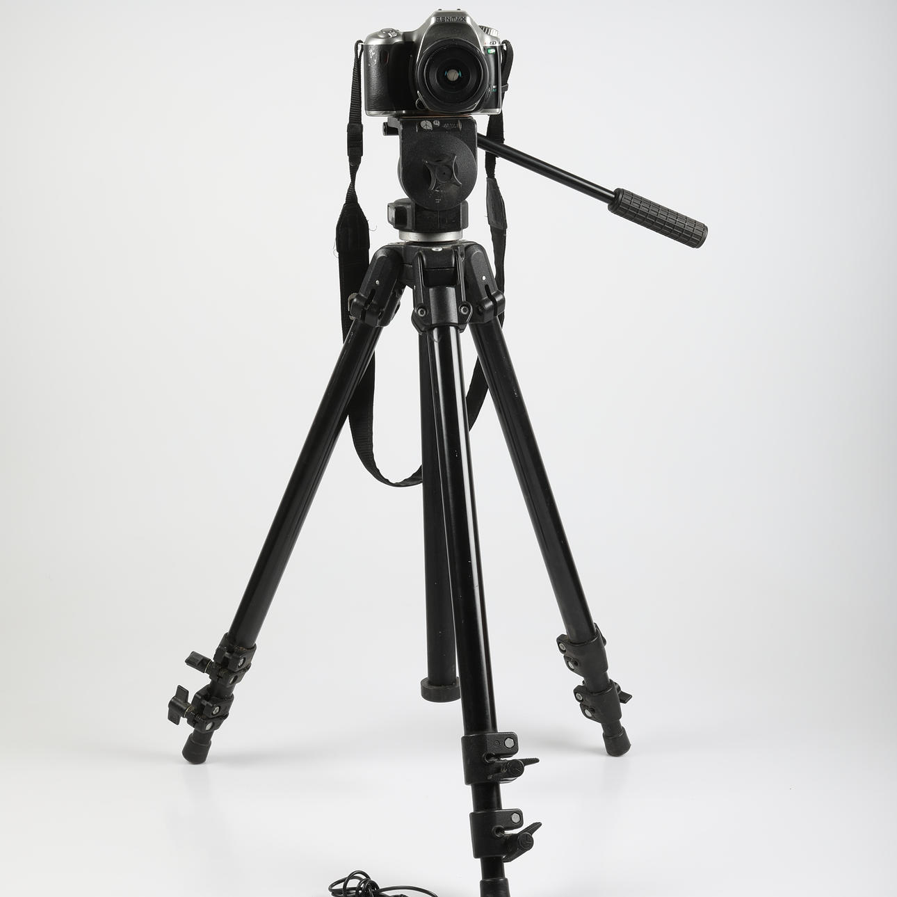 DIGITALKAMERA, Pentax *ist D, 2003.